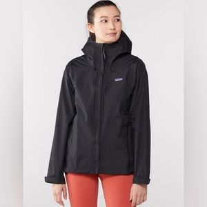 Patagonia torentshell rain jacket